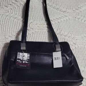 Aurielle Elegant Black Leather Shoulder Bag